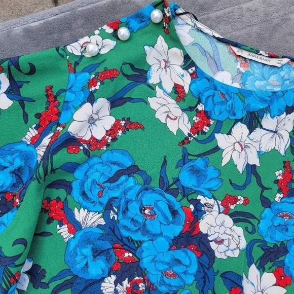 Zara Bell Sleeve Blouse M - Picture 2 of 10